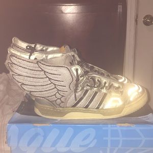 Jeremy Scott (zippers)